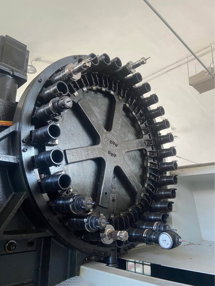 Used Mazak Nexus VCN 510C I Vertical Machining Center I 2004