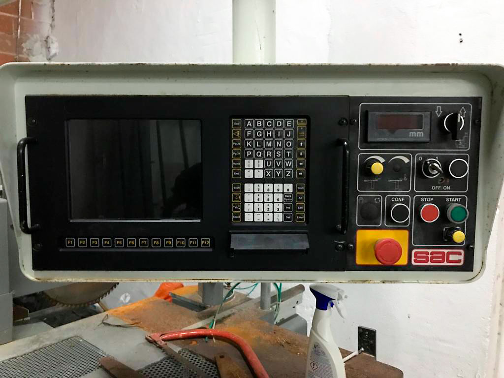 Gebruikt SAC F4S - Kantenaanlijmmachine - 1998