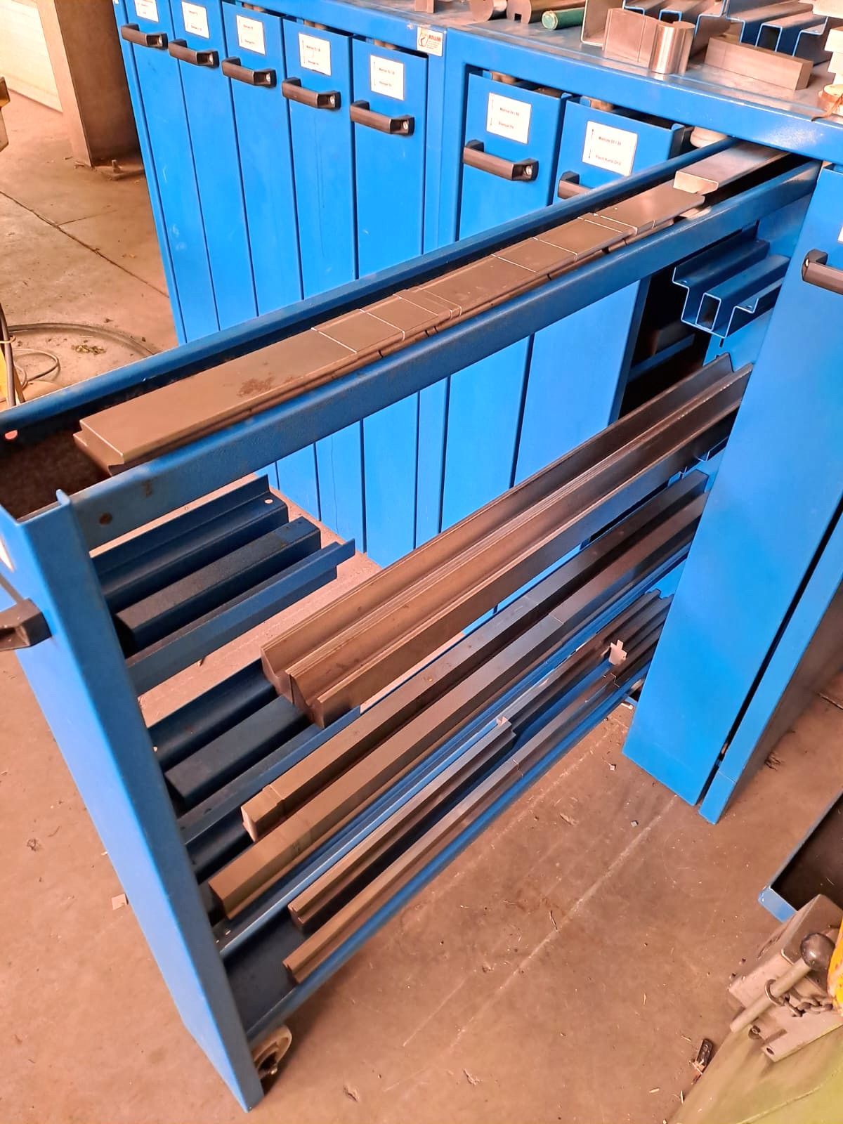 Gebruikt Beyeler RT 225x4100 I Persmachine