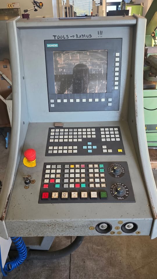 Used Deckel Maho DMC 63 V I Vertical Machining Center I 2003