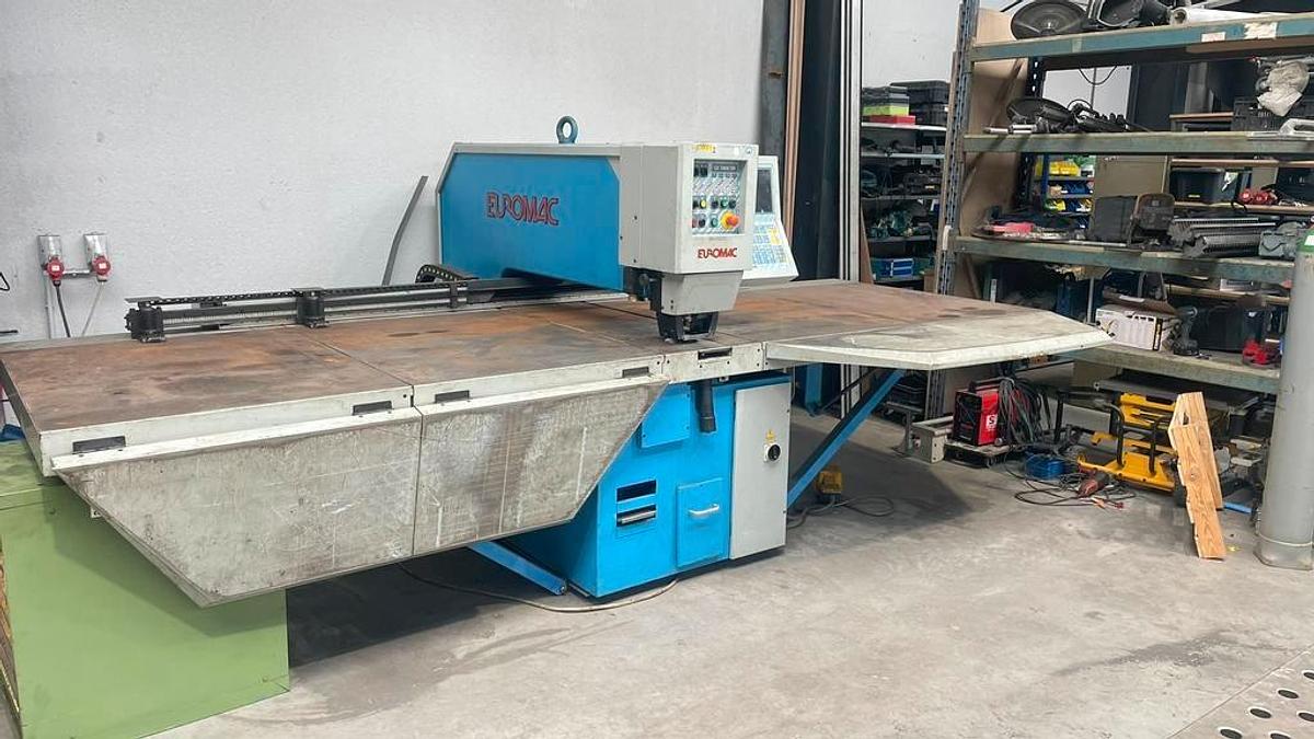 Used Euromac CX 1000/30 I Punching Machine I 1998