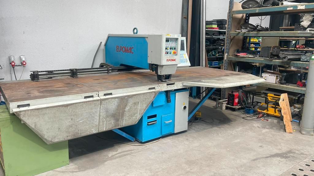 Used Euromac CX 1000/30 I Punching Machine I 1998