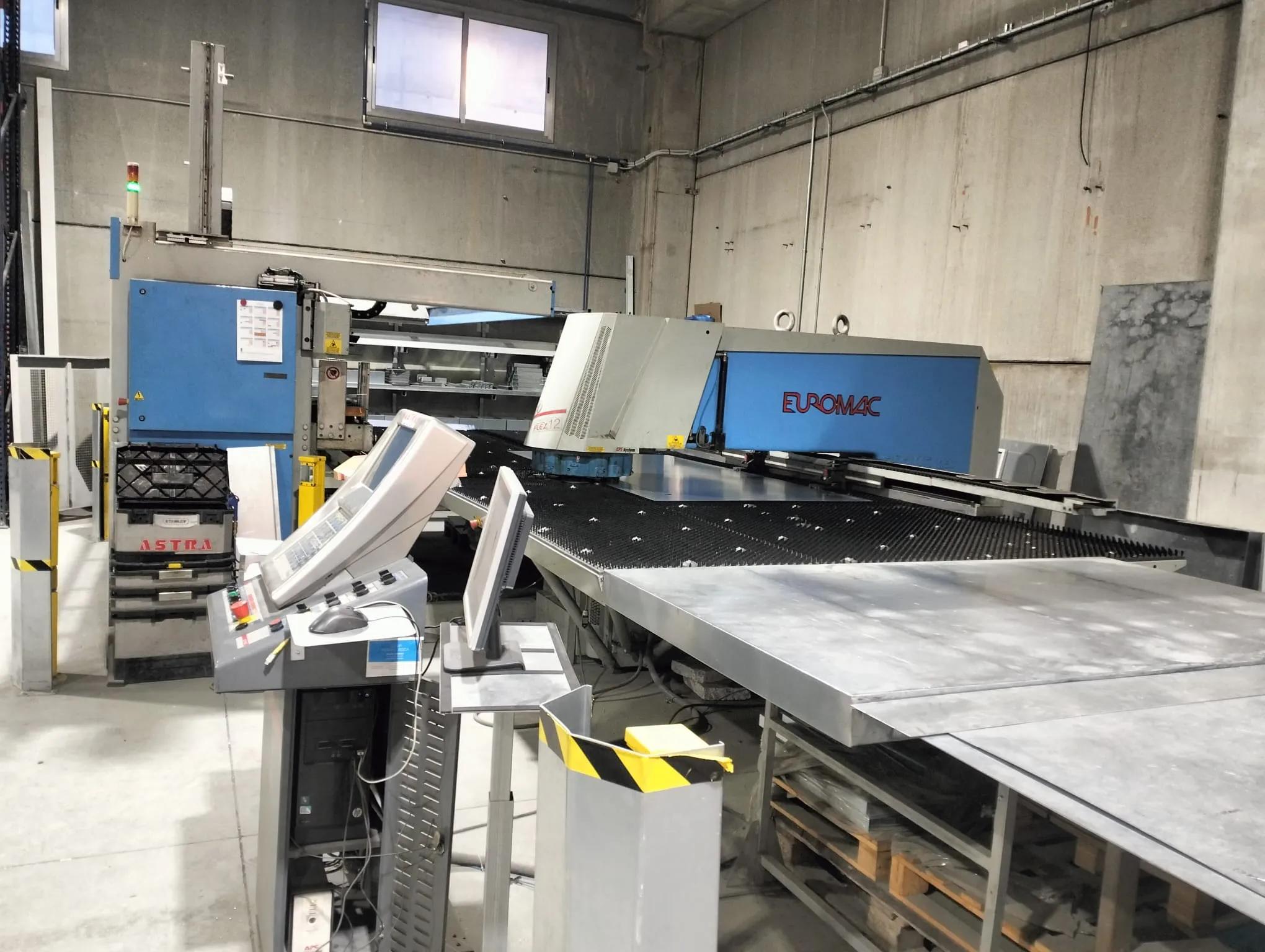 Gebruikt Euromac MTX Flex 1250/30-2500 I Ponsmachine