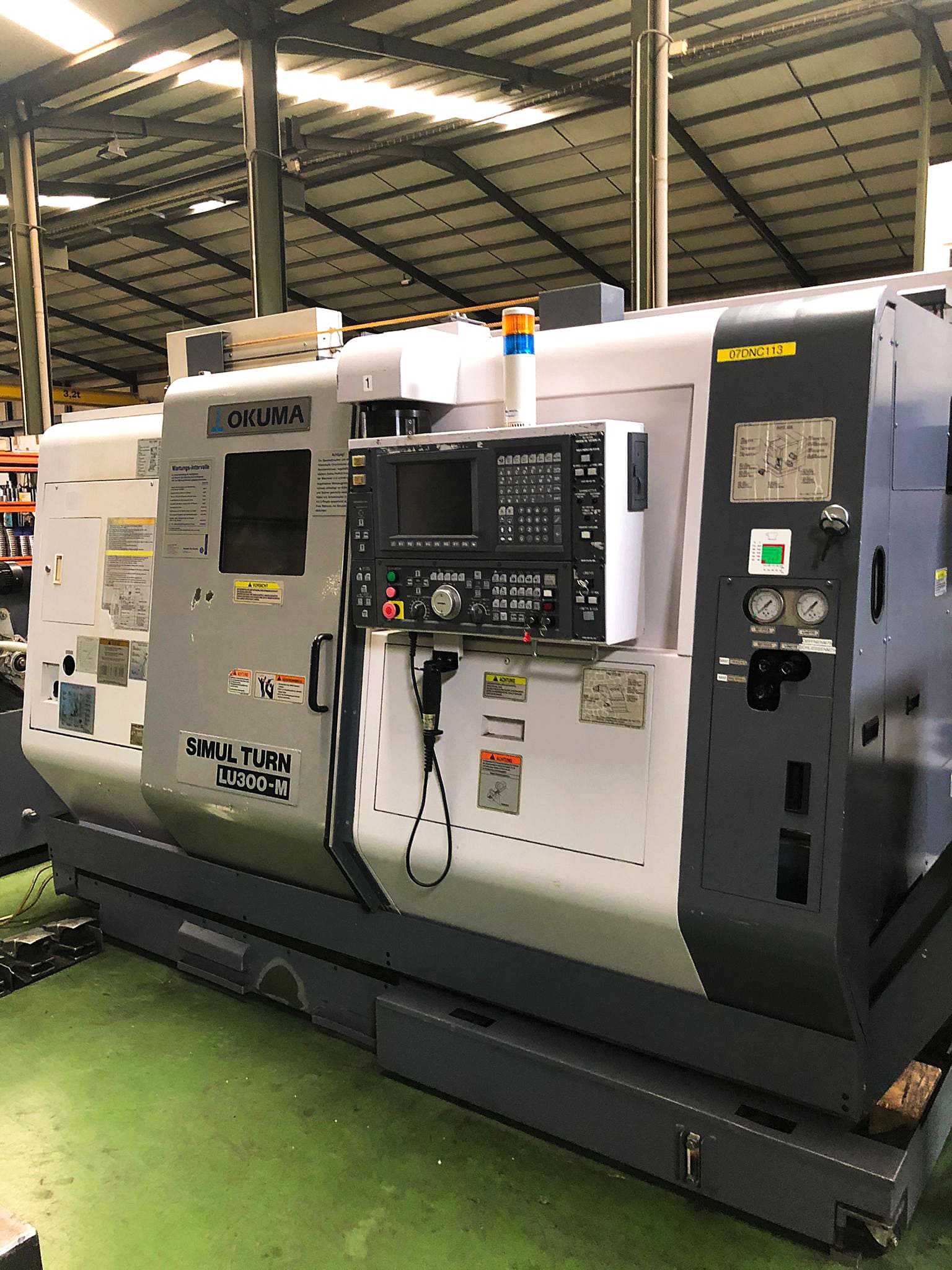 Gebruikt Okuma LU 300 M - CNC Draaibank - 2005