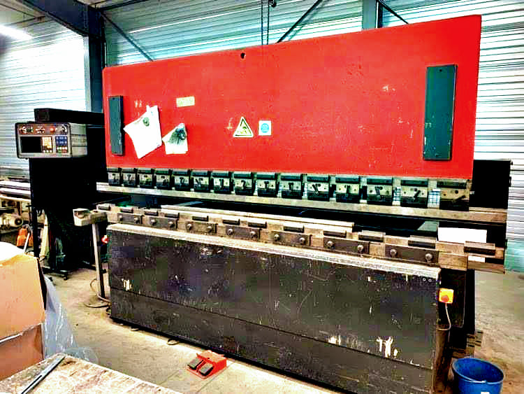 Gebruikt Amada ITPS 103 - Persrem - 1990