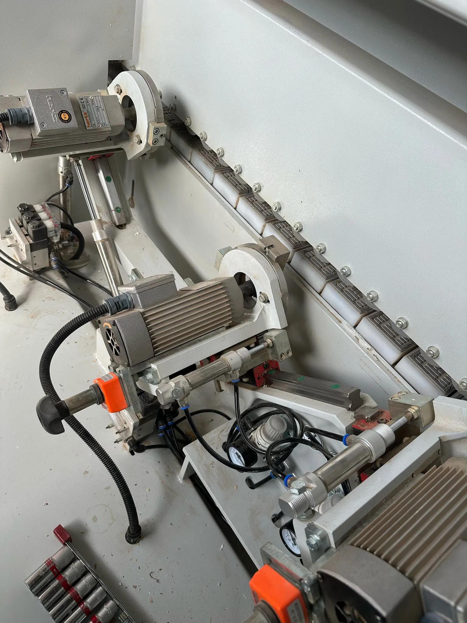 Gebruikt KLK K-75 I Kantbanden