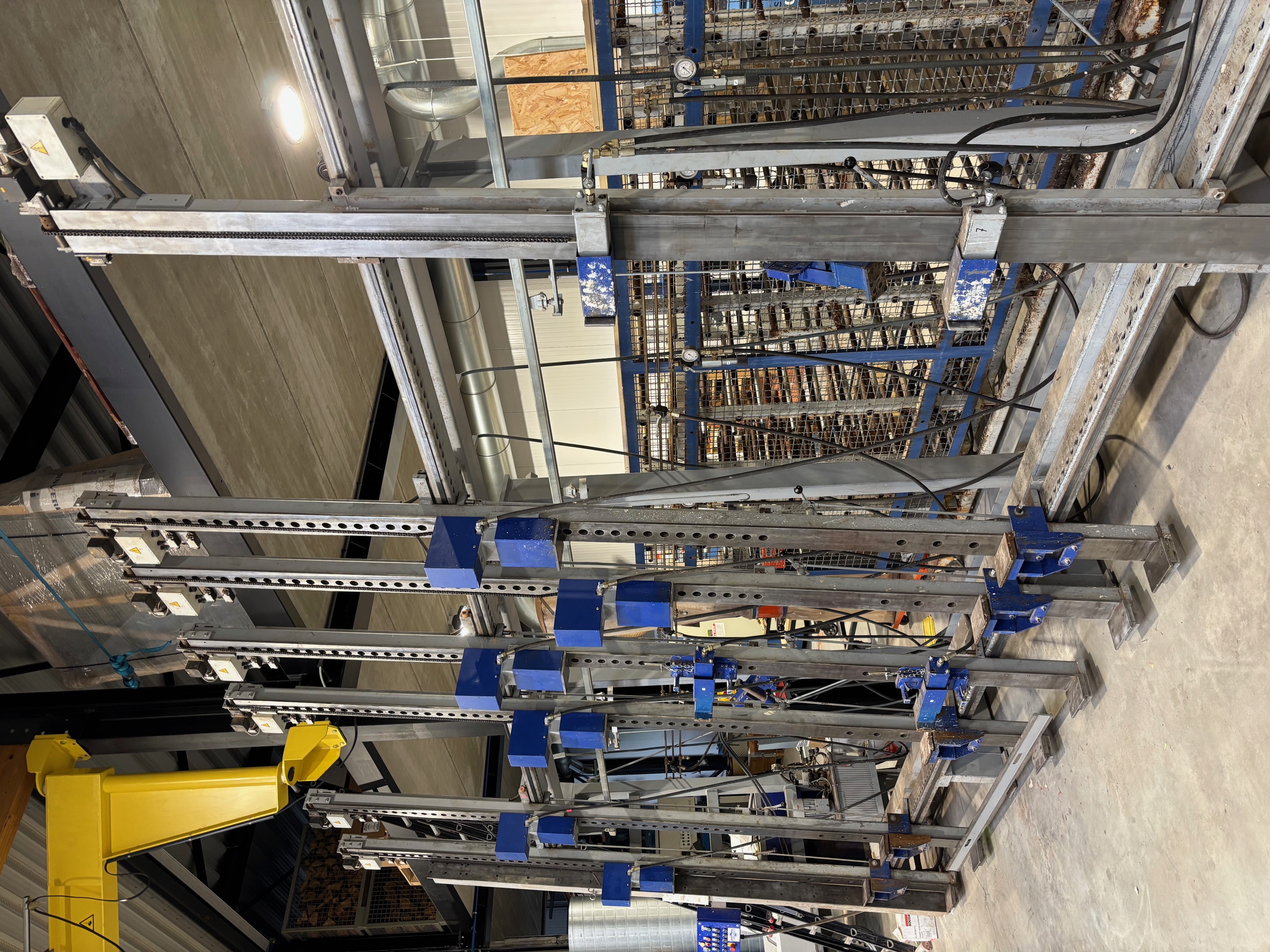 Used Polzer HKRE 60/325 I Frame press I 2000