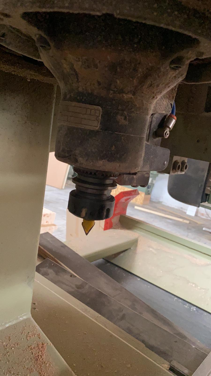 Gebruikt SCM RECORD 220