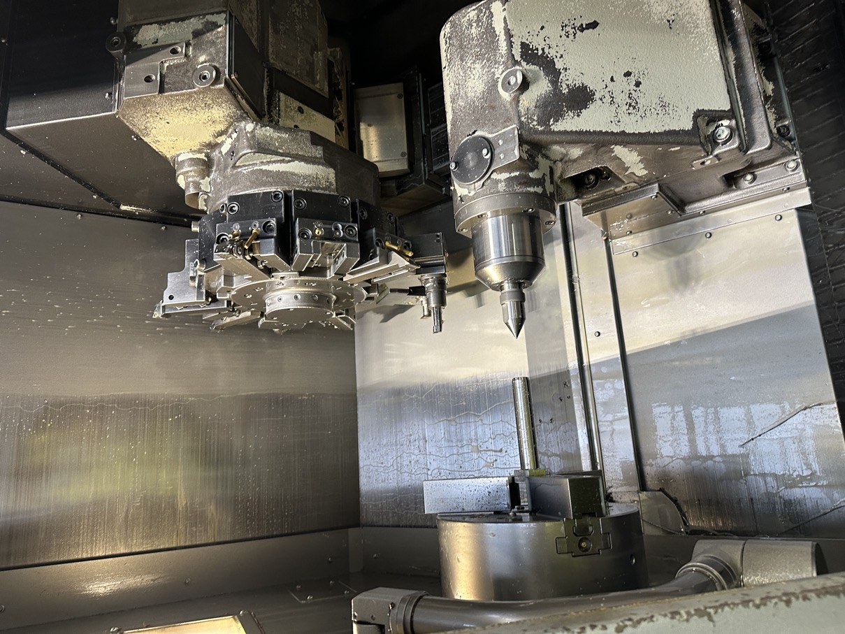 Used Okuma LB3000 EX I CNC Lathe I 2008