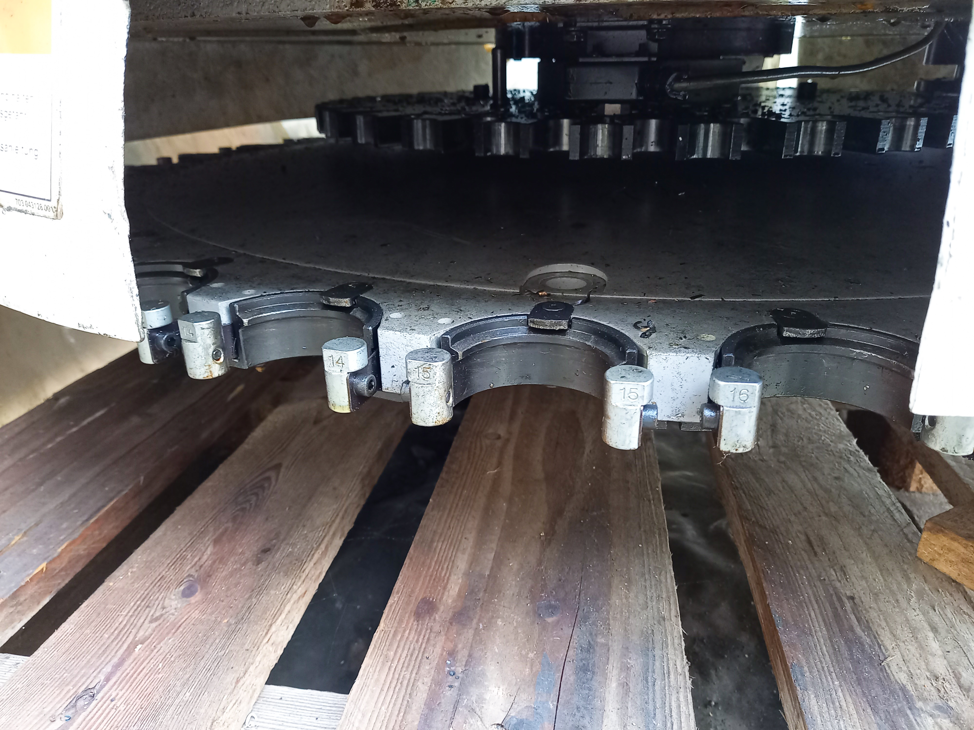 Used Automatic Tool Magazine for Hurco BMC40 - Metalworking CNC tools