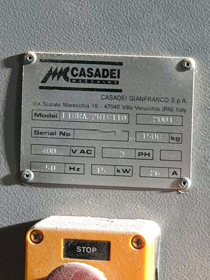 Usado Casadei Libra 2 RTC 110 - Lijadora de Banda Ancha - 2001