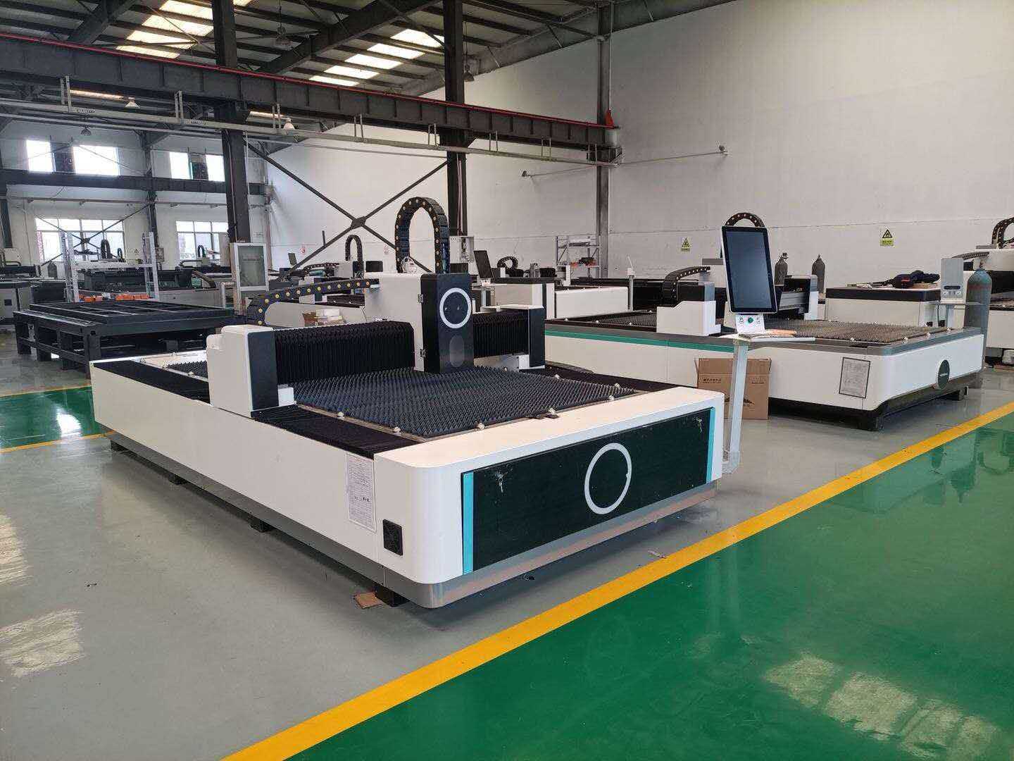 Hongniu HN-3015E 2000W - Laser Cutting - 2023