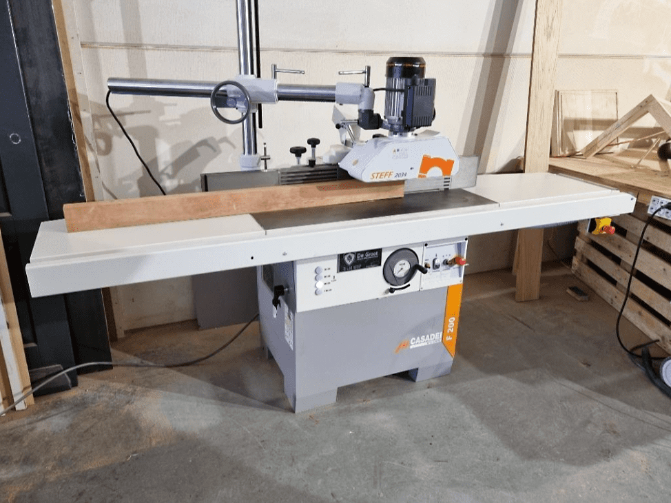 Casadei F 200 - Molduradora - 2021