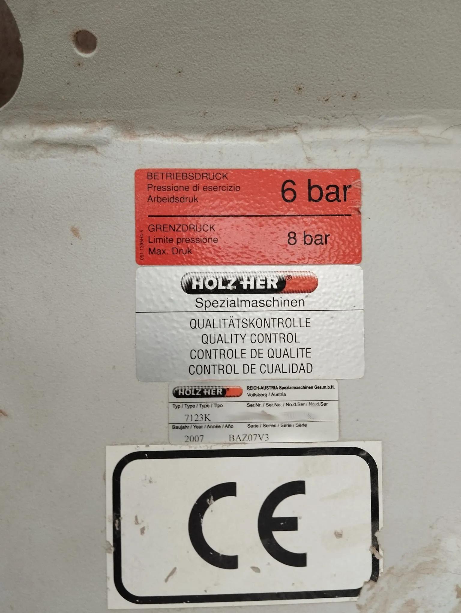 Usado Centro de mecanizado CNC Holzher Pro-Master 7123 I