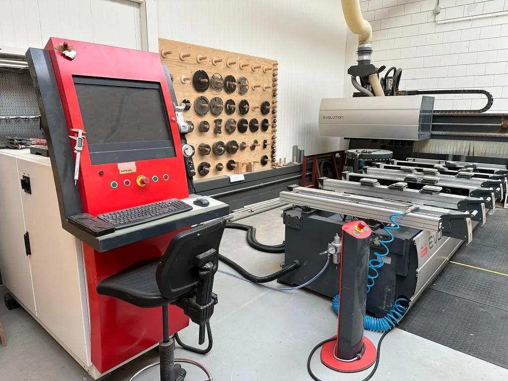 Usado Centro de Mecanizado CNC Holztech Evolution C 3.2 I