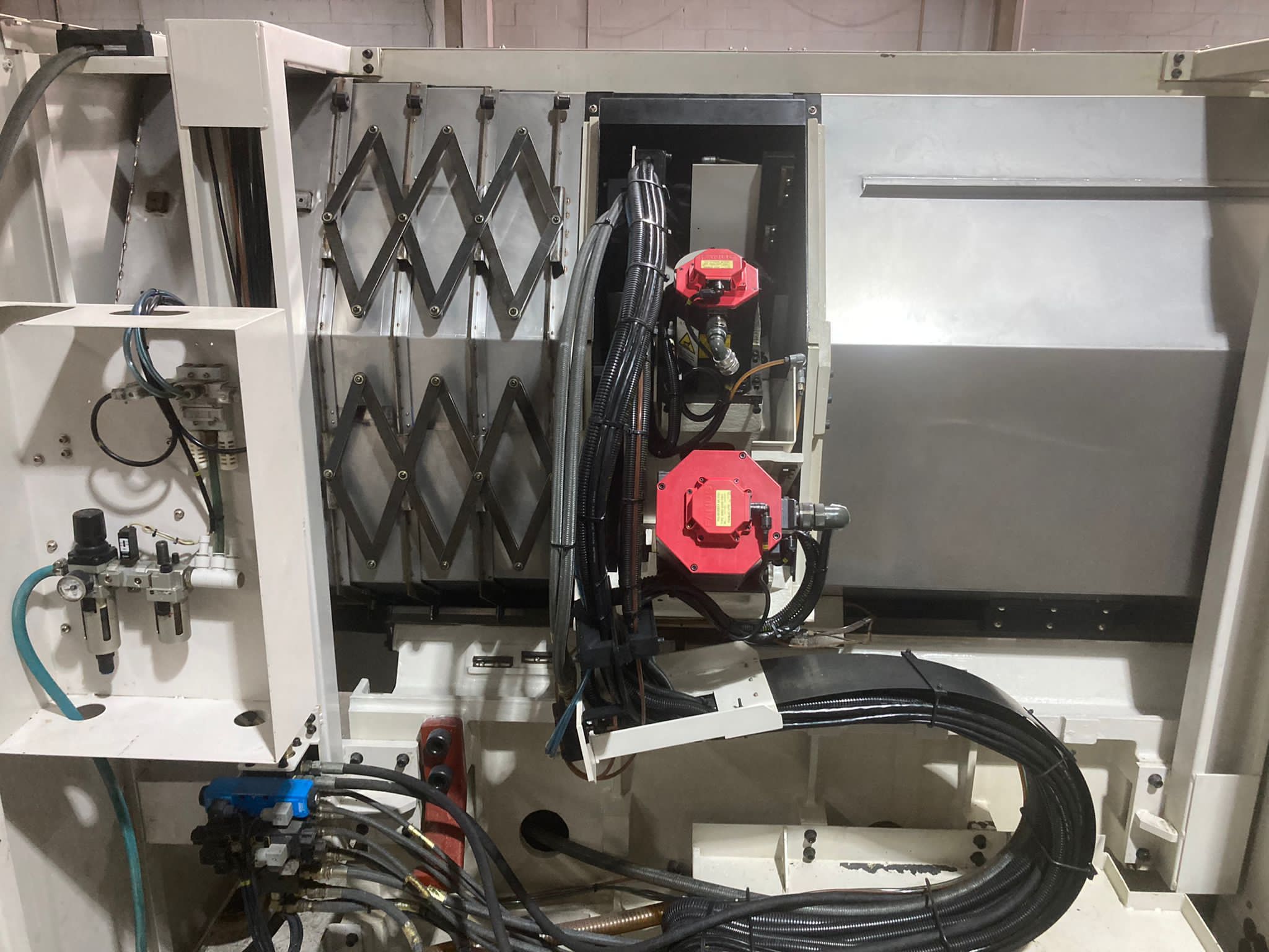 Used Daewoo Puma 2000LY I CNC Lathe I 2001