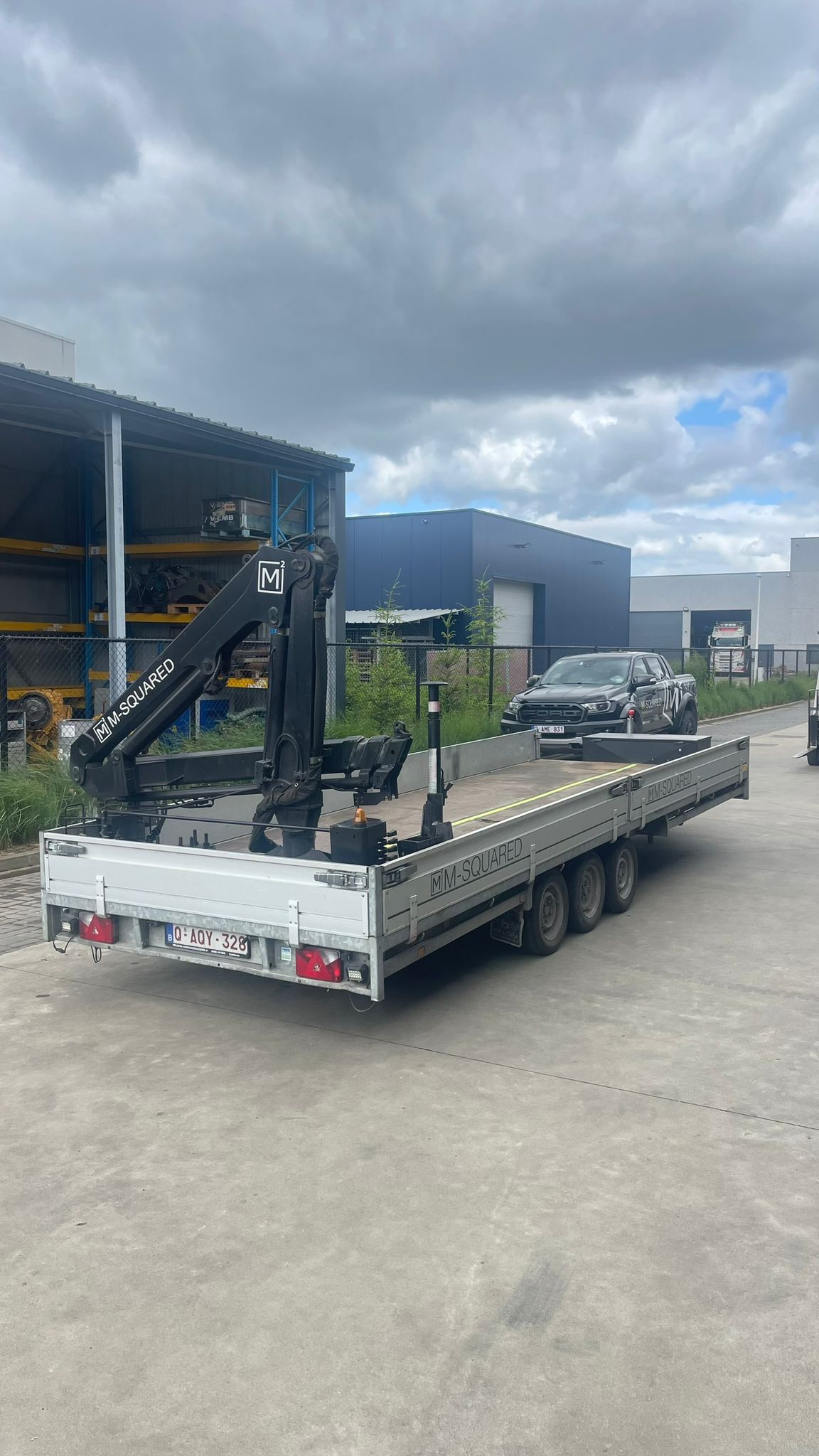 Used Hulco Medax-3 with Hydraulic Crane