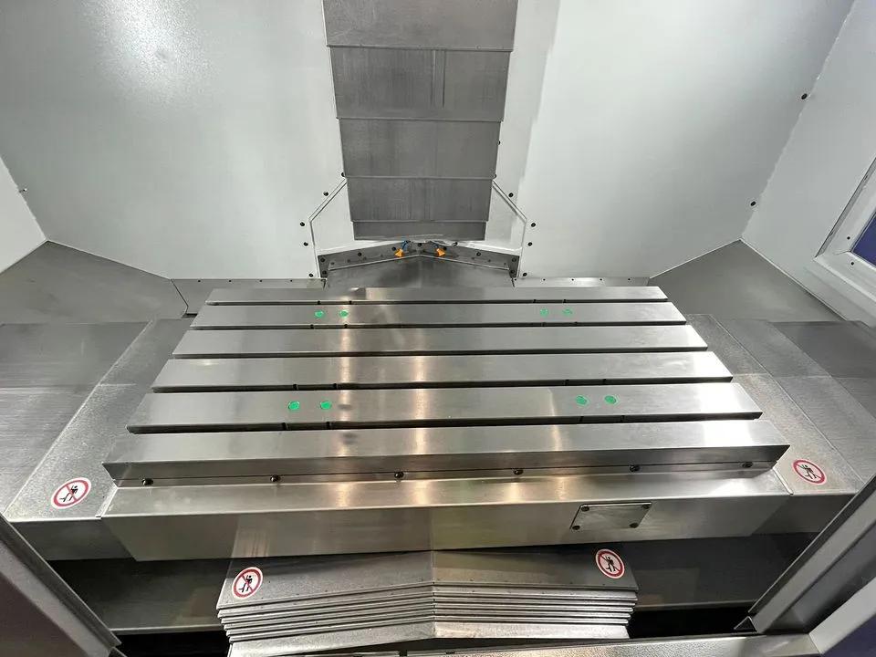 Usado Centro de Mecanizado Vertical AVIA VMC 1000 I