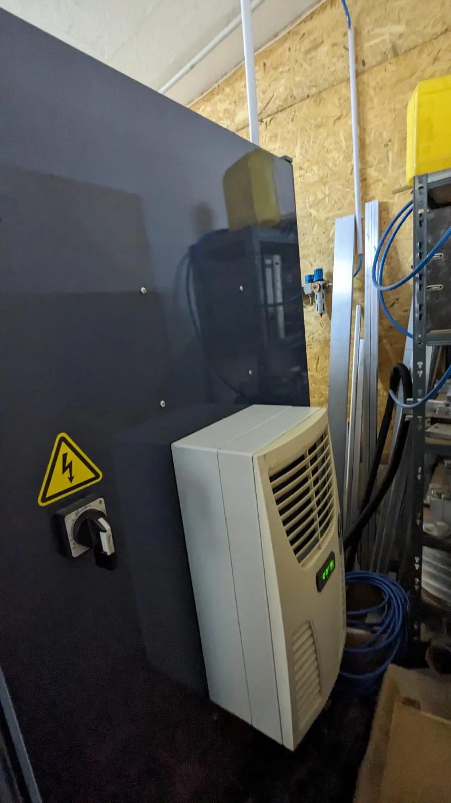 Gebruikt Spinner VC500 I Vertical Bewerking Center