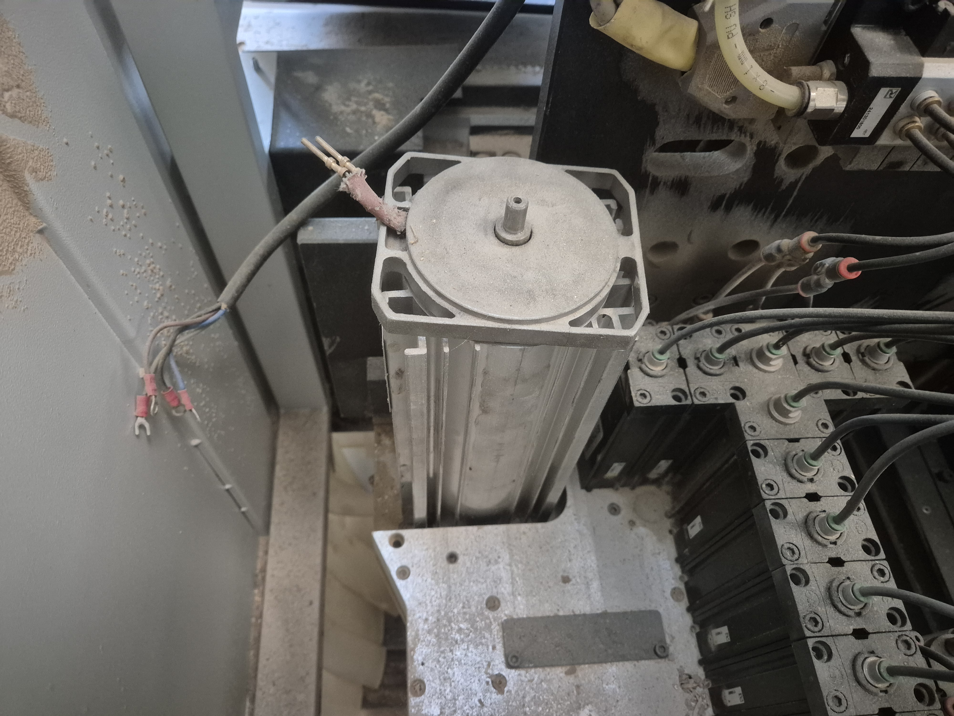 Used AES Raptor 2142 CNV I Nesting Machine I 2013