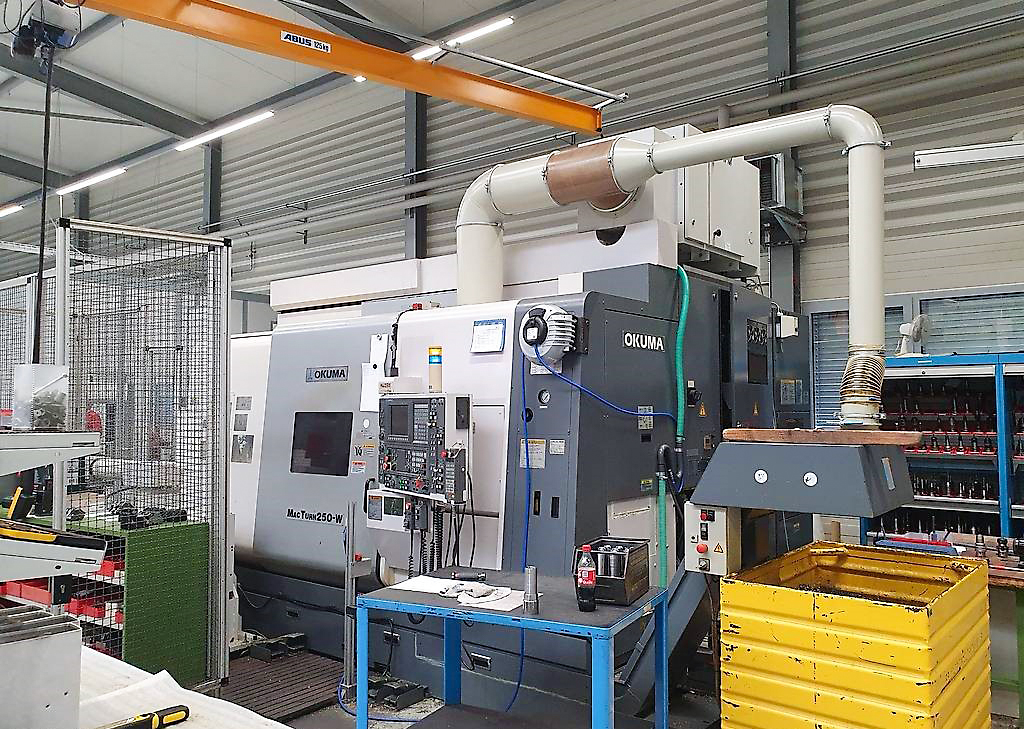 Usado Okuma Macturn 250-W - Torno CNC - 2004