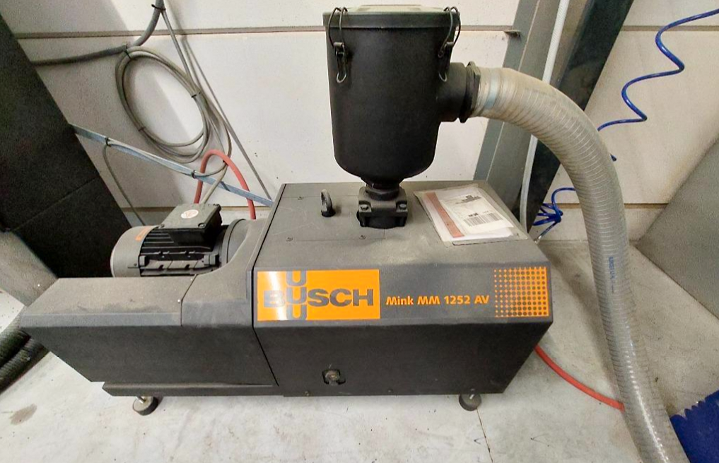 Usado Multicam 5-304-H - Router CNC - 2012