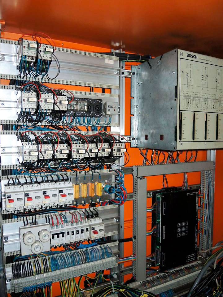 Gebruikt Mikron WF 31C - Verticale freesmachine - 1988