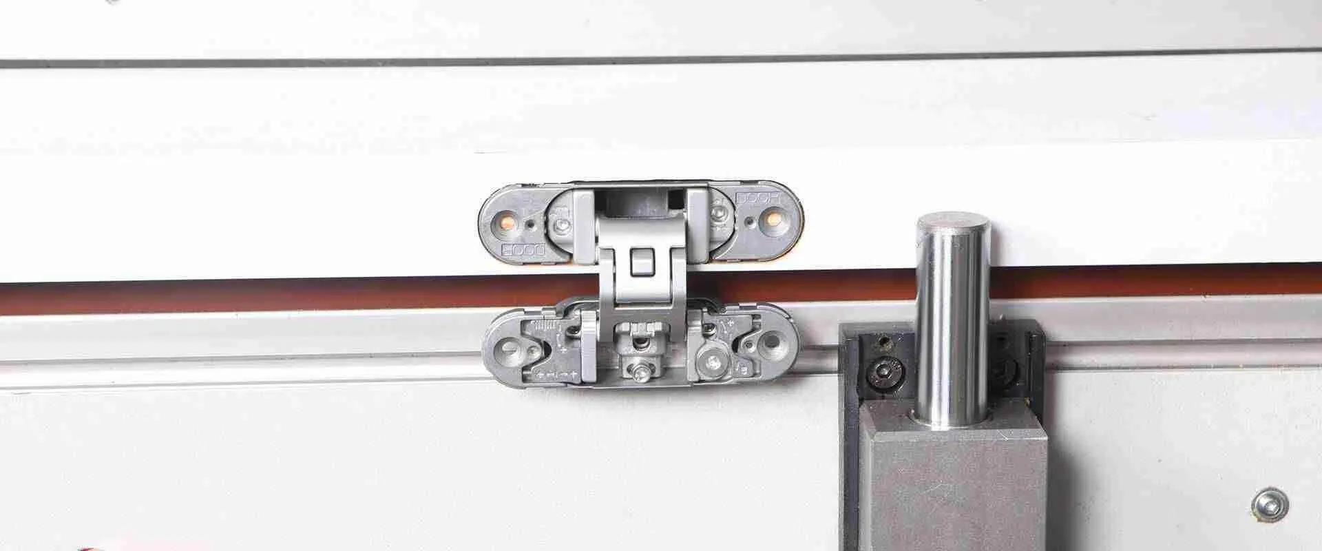 Ozgenc Makina WD 200 CNC I CNC Deursleuf Hinge Slot Opening Router Machine