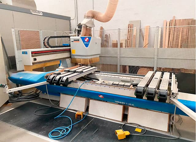 Usado Masterwood Winner 2.4k - Centro de Mecanizado CNC - 2003