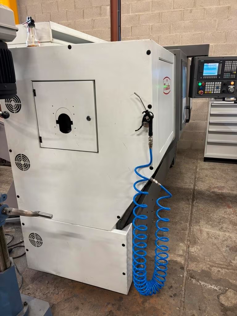 Used Pinacho SE 250x1500 I CNC Lathe I 2014