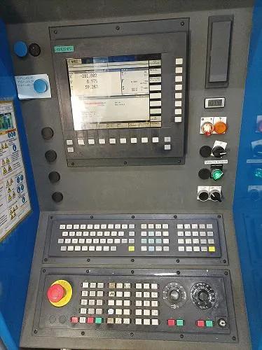 Gebruikt Huron KX10 I Verticale Bewerking Centrum