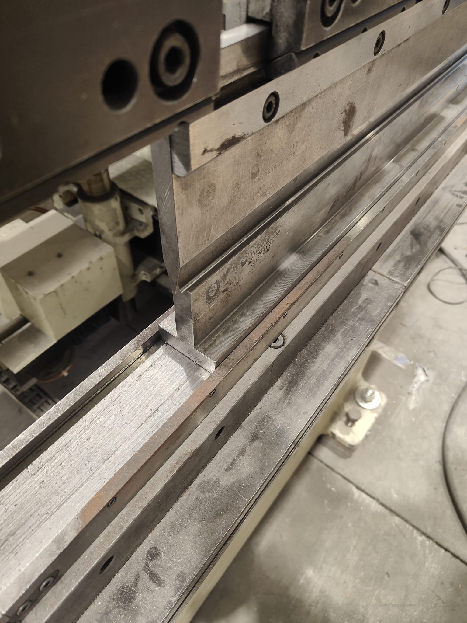 Used Durma CNC HAP 3590 I Press Brake I 2004