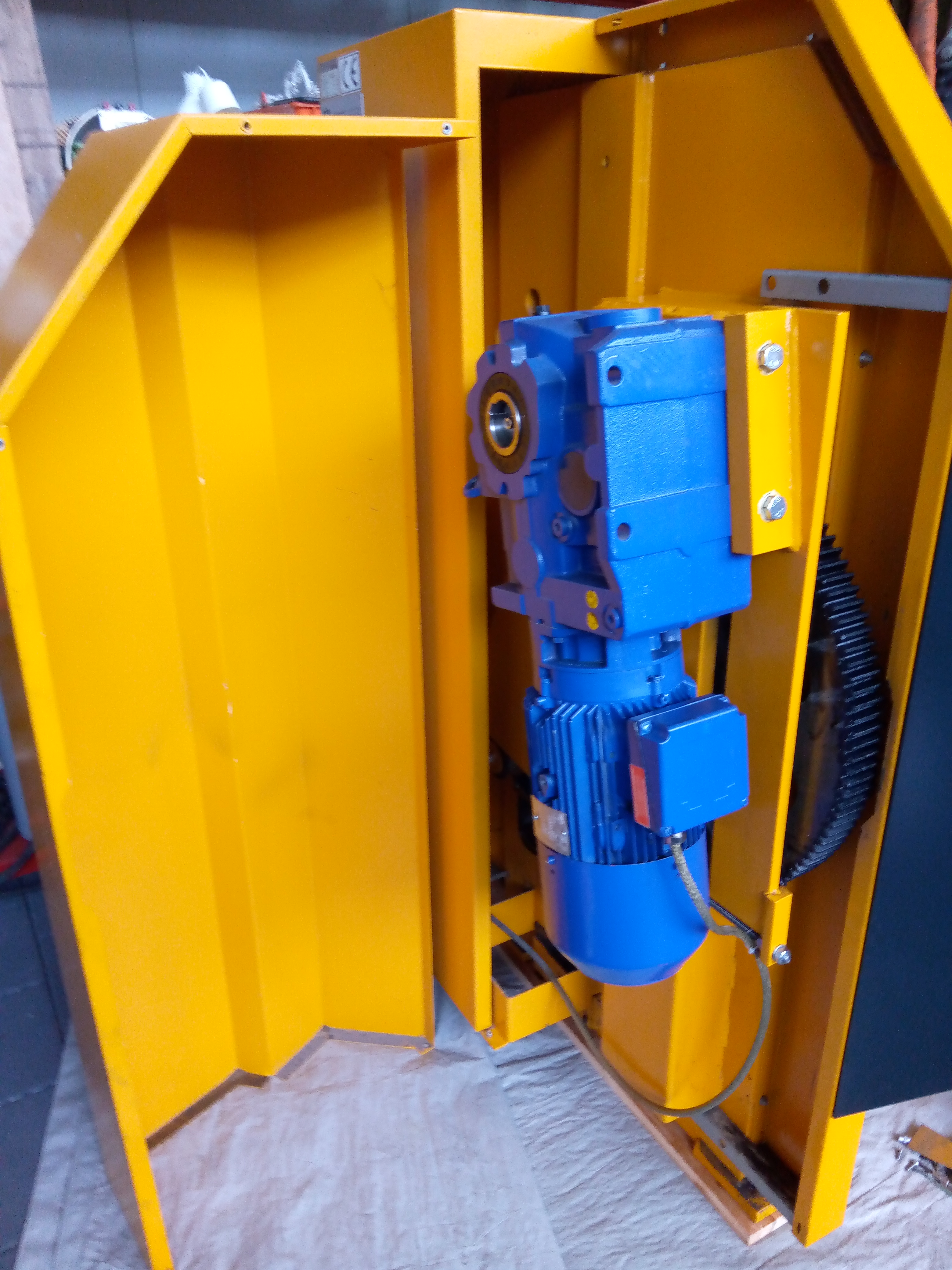 Used RAS 73.30 I Swivel Bending Machine I 2014