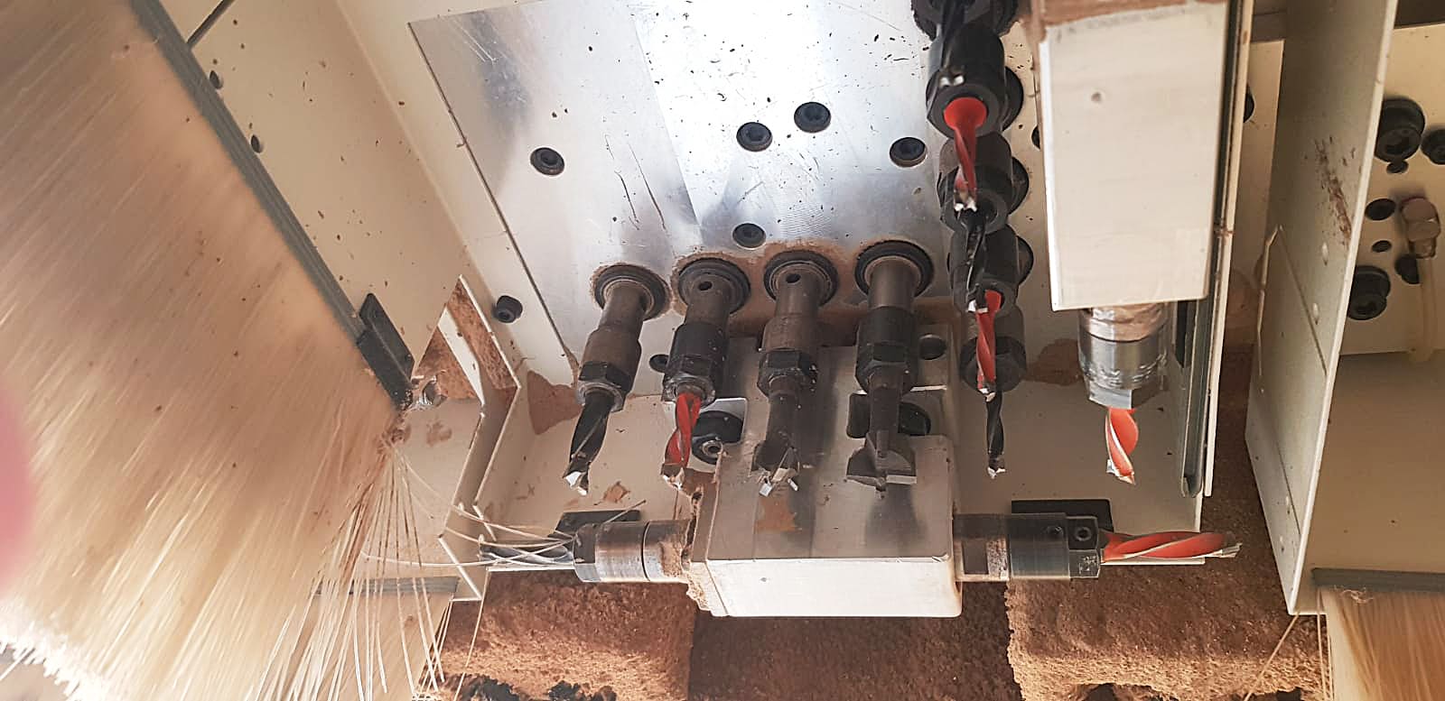 Gebruikt Scm Tech 99 L - CNC Bewerkingscentra - 2001