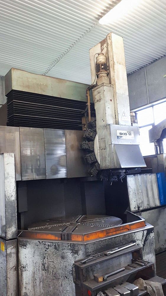 Used TOS SKIQ 16 - CNC Vertical machining centers - 2002