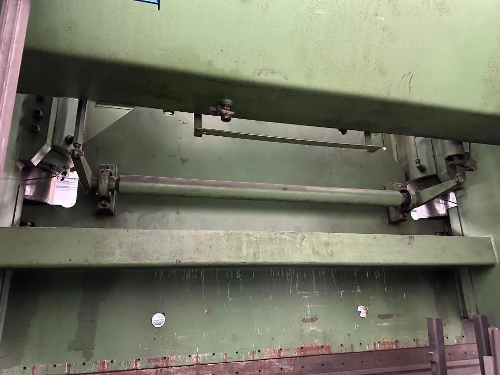 Gebruikt LVD PPCB 300/30 I Persrem