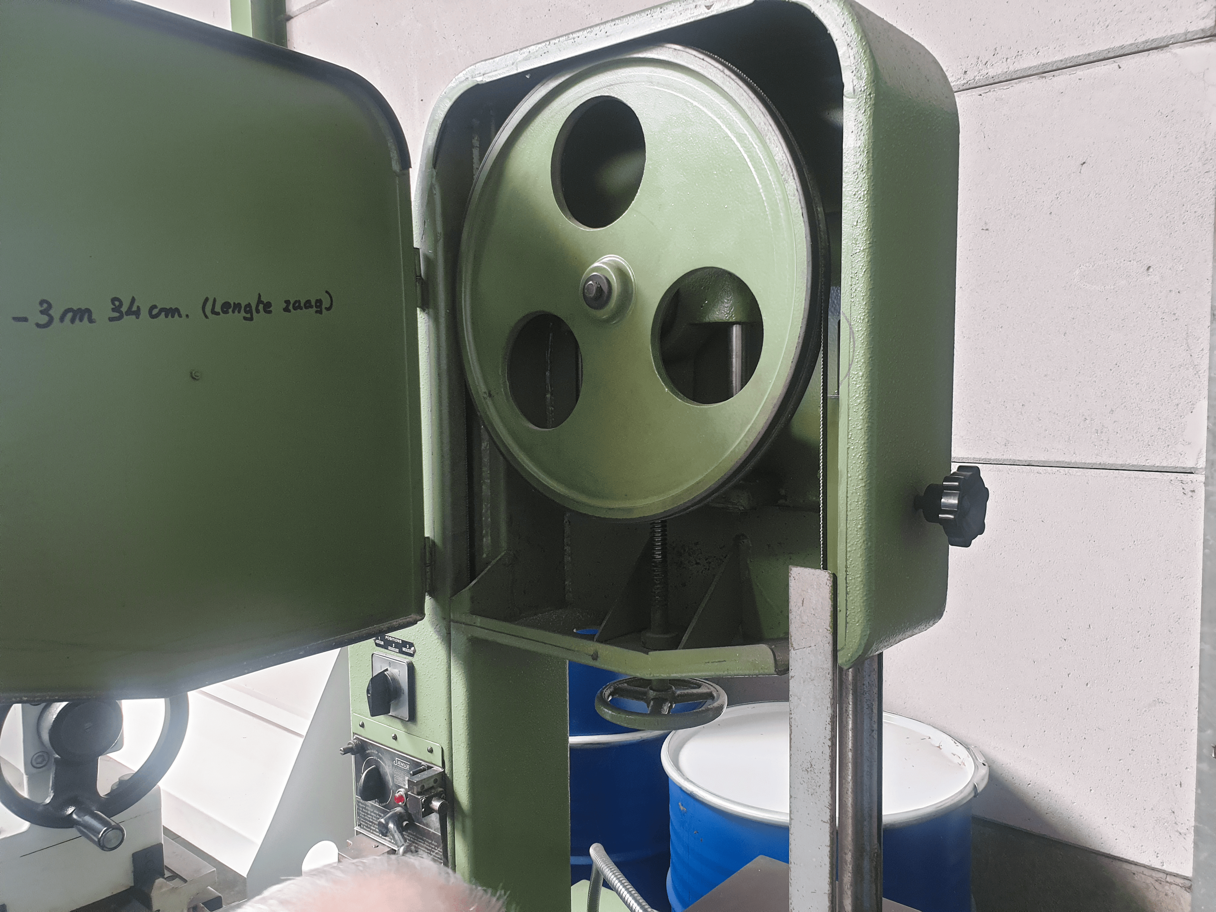 Usado Samur S-400-V - Sierra de cinta vertical - 2011