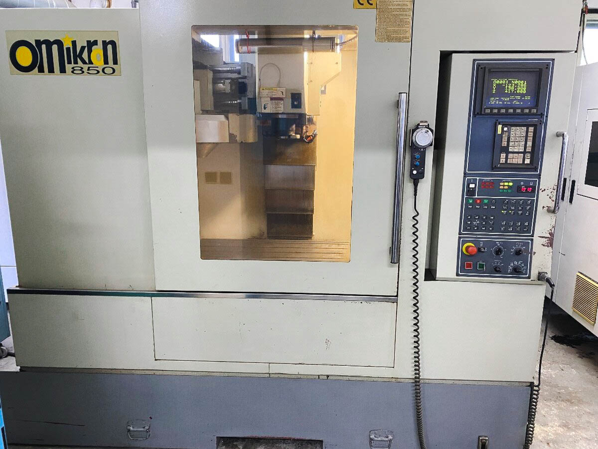 Usado Hartford Omikron 850 - Centro de Mecanizado Vertical - 2001