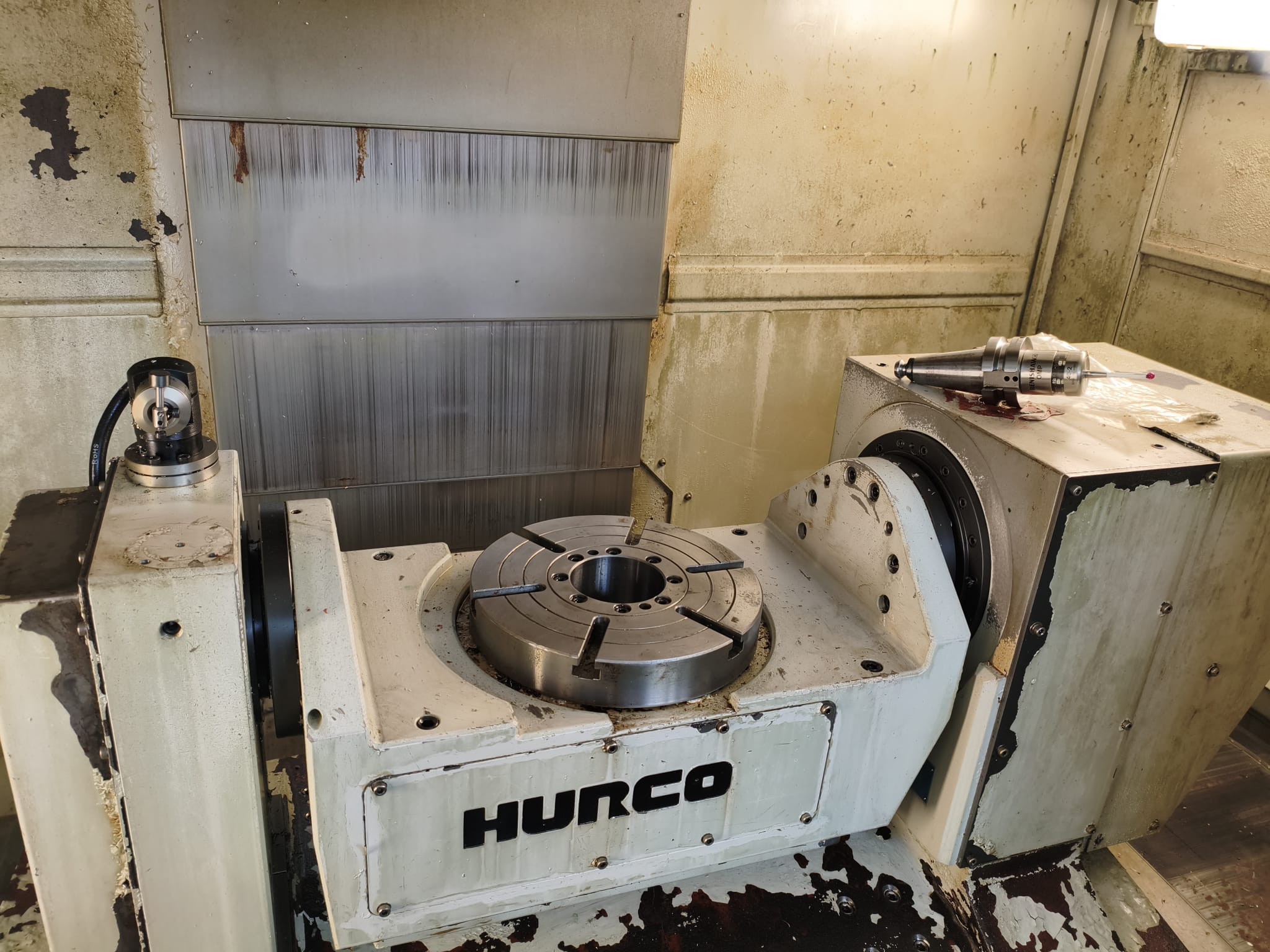 Used Hurco VMX30U I Vertical Machining Center I 2014