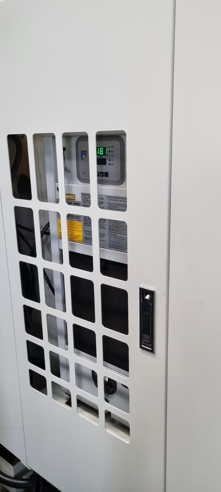 Used Kitamura Mycenter-4XT I 5-Axis Vertical Machining Center I 2013