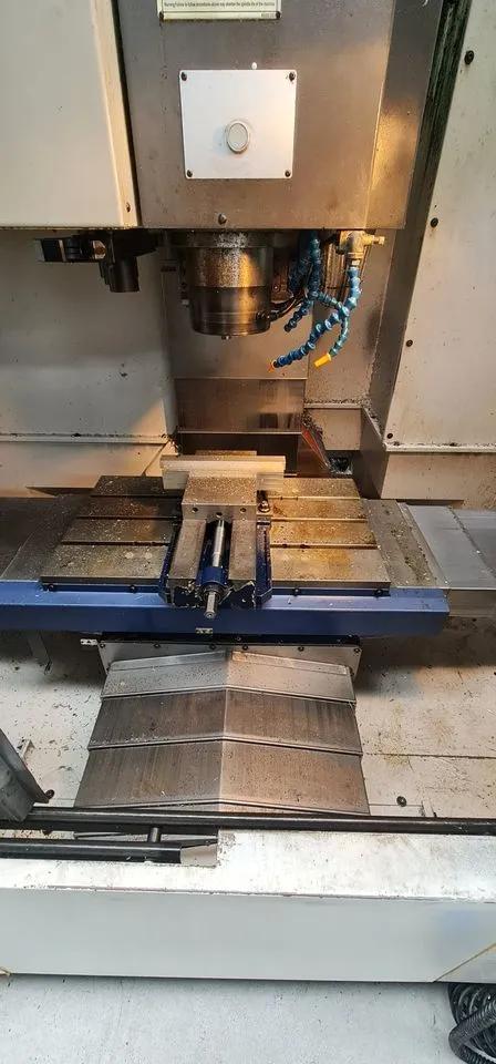 Gebruikt YCM XV560A I Verticale Bewerking Centrum