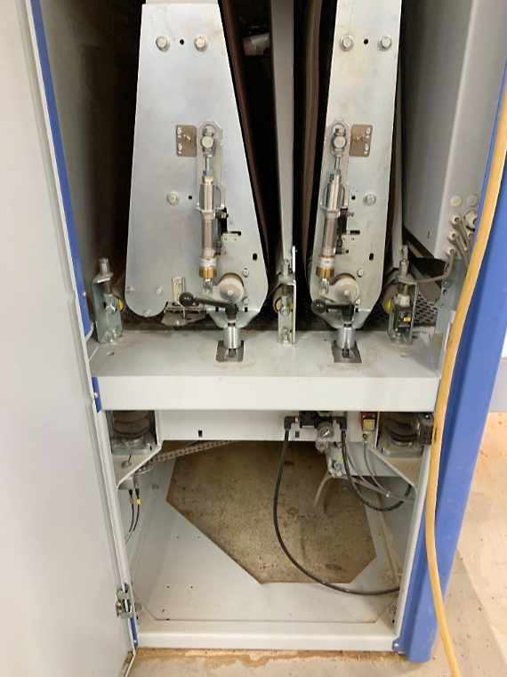 Usado Butfering SWT 124 Optimat - Lijadora de Banda Ancha - 2011