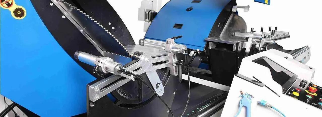 Ozgenc Makina OMRM 133 PRO I Máquina Automática de Corte de Aluminio de Doble Cabezal