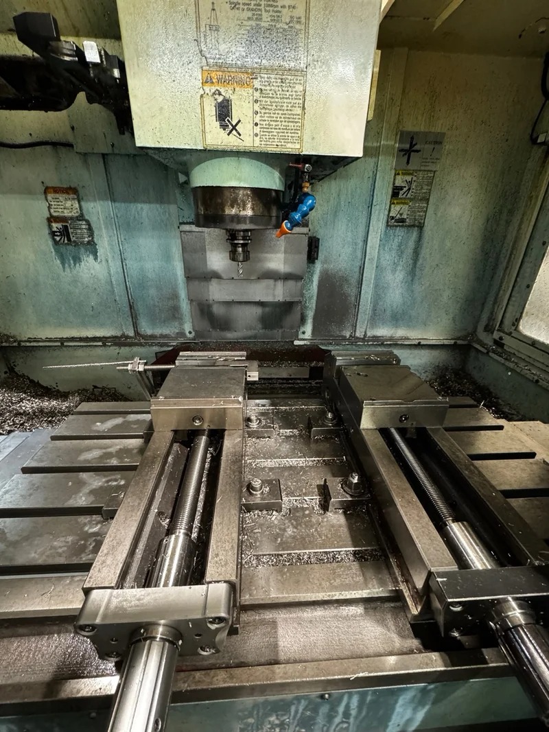Used Victor Vcenter-8 I Vertical Machining Center I 2007