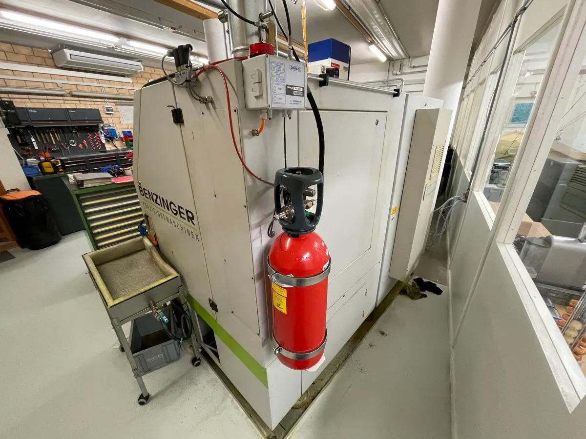 Usado Torno CNC Benzinger TNE V6 I