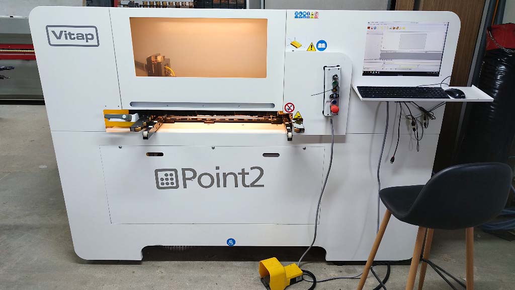 Usado Vitap Point 2 - Perforadora CNC - 2017