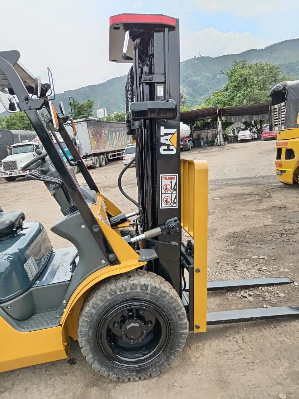 Gebruikt Caterpillar P7000 I Heftruck