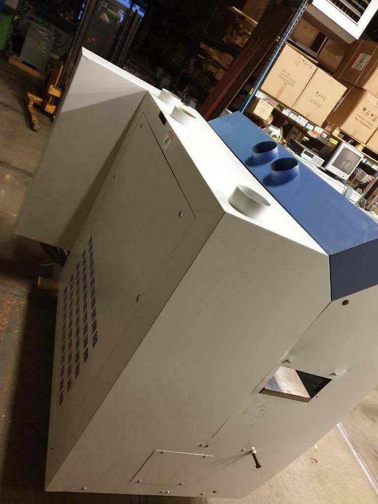 Gebruikt WEINIG UNIMAT 300