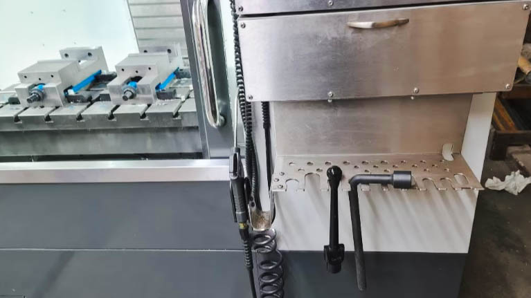 Gebruikt Haas VM 2 I Verticaal bewerkingscentrum I 2014