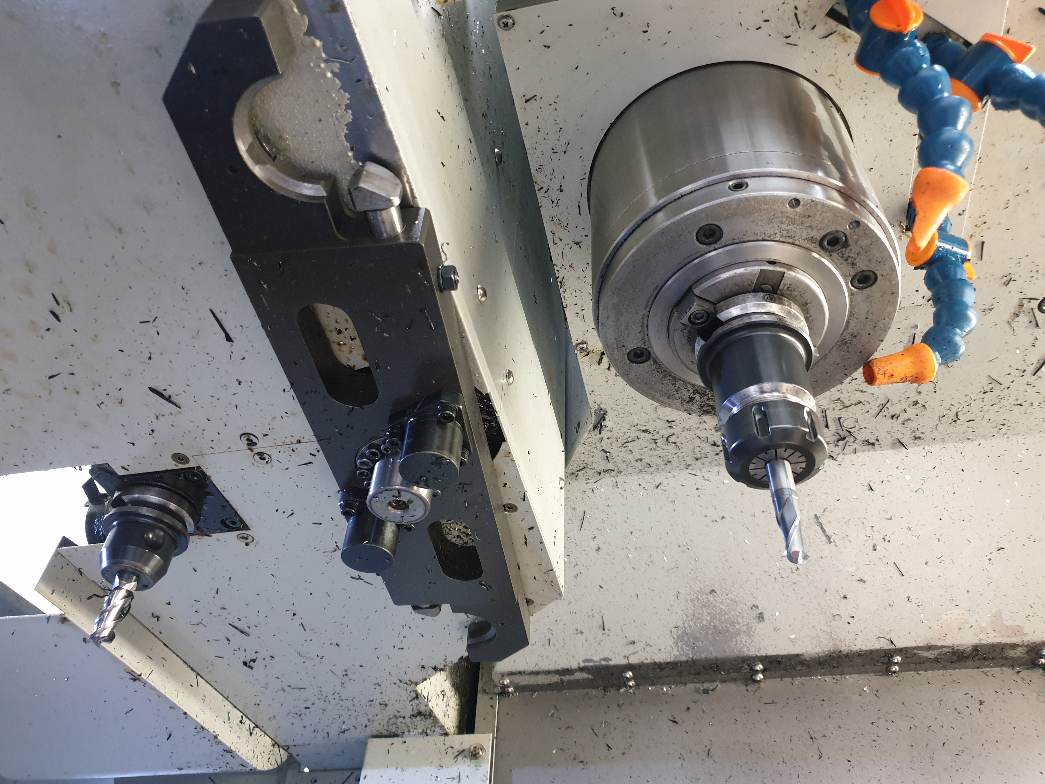 Gebruikt HYUNDAI KIA VX500